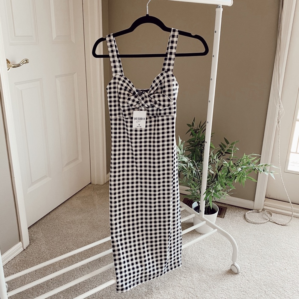 Cute Forever21 Midi Tight Dress- Small